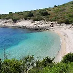 With Parking Space Brbinj, Dugi Otok - 8160