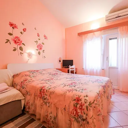 With Parking Space Brbinj, Dugi Otok - 8160 * Brbinj