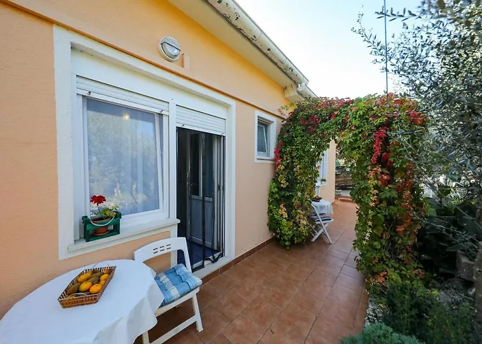 Διαμέρισμα With Parking Space Brbinj, Dugi Otok - 8160 *