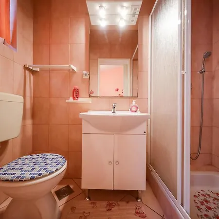 Apartman With Parking Space Brbinj, Dugi Otok - 8160 *