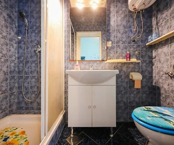 With Parking Space Brbinj, Dugi Otok - 8160 Appartement